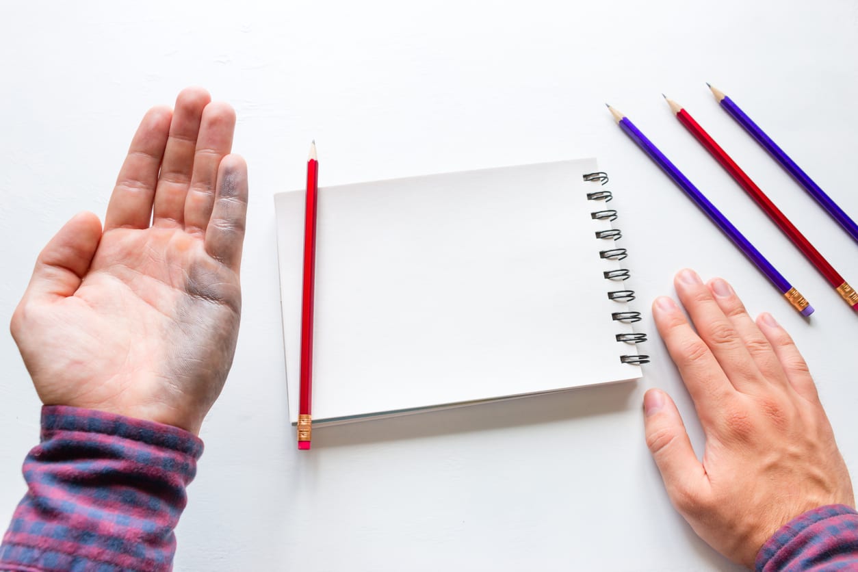 11 Everyday Tasks That Are More Difficult for Left Handers