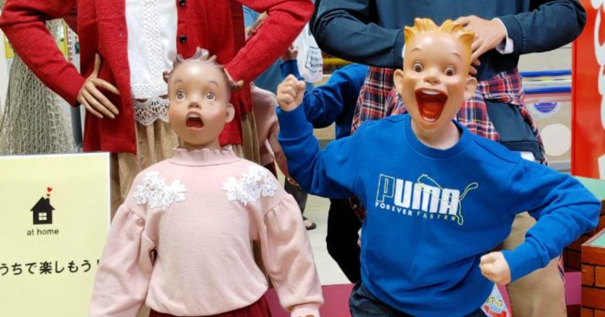 20 Weird And Funny Mannequins That Stole The Show