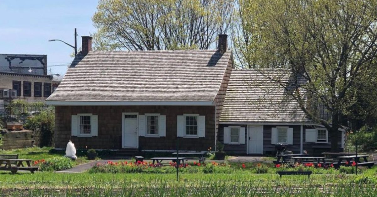 The History Behind the Oldest Standing Building in New York City