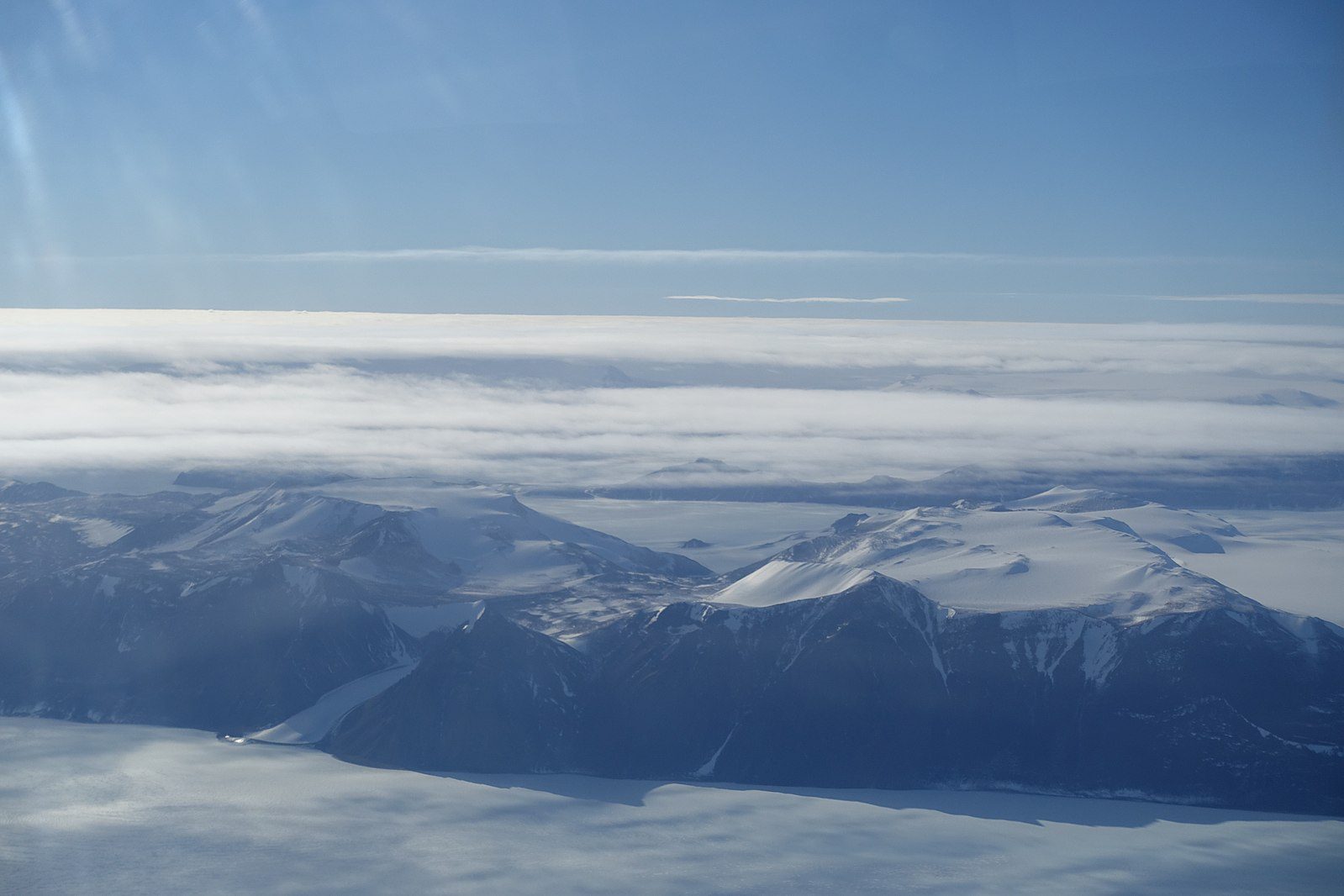 Transantarctic Mountains November 2019 A 5 Million Year Old Ice Core Sample Reveals Truths About Earths Ancient Atmosphere